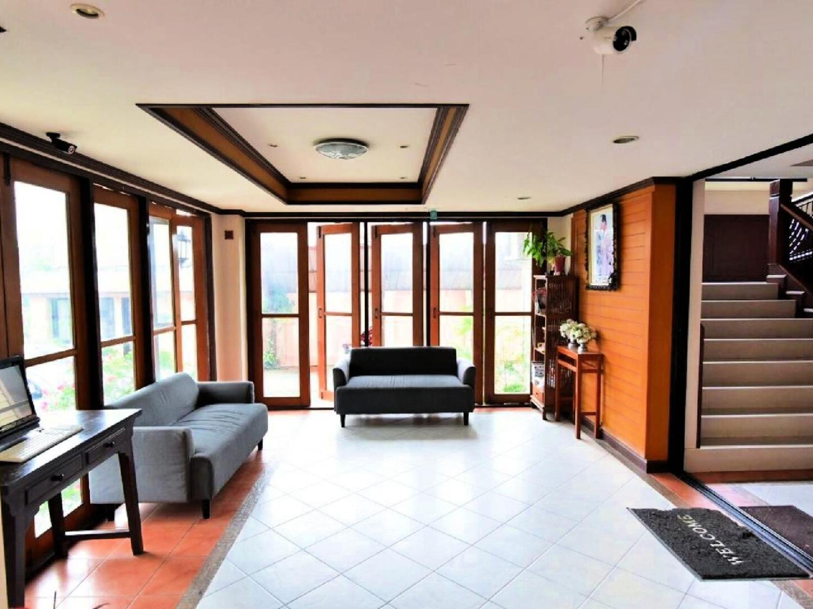 Narawan Hotel, HHQ Exterior foto